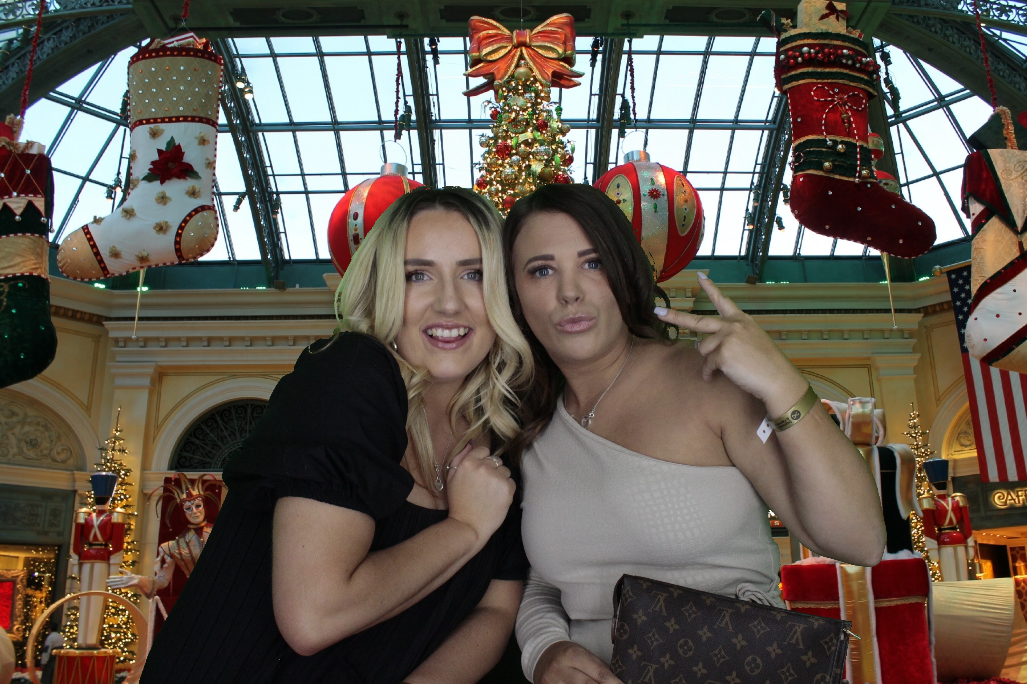 Domestic and General Christmas Party 2019 | View more photos from the event at gallery.myphotoboothexperience.co.uk/u/MyPhotoBoothExperienceLtd/Domestic-and-General-Christmas-Party-2019